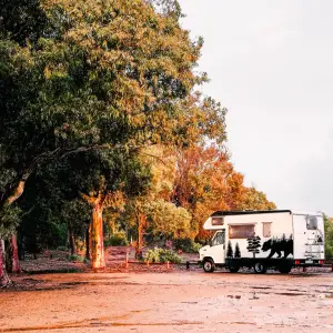 Wild Camping in Spain & Portugal Vanlife Campervan Camping in Spain Fiat Ducato motorhomes caravans parking road signs Authenticiy Sustainability Authentic trail experiences Responsible tourism Explore Huelva Algarve